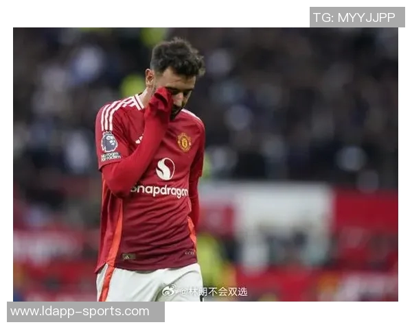 卡拉格与斯科尔斯齐声呼吁阿莫林圣诞前辞职时间已不再充裕